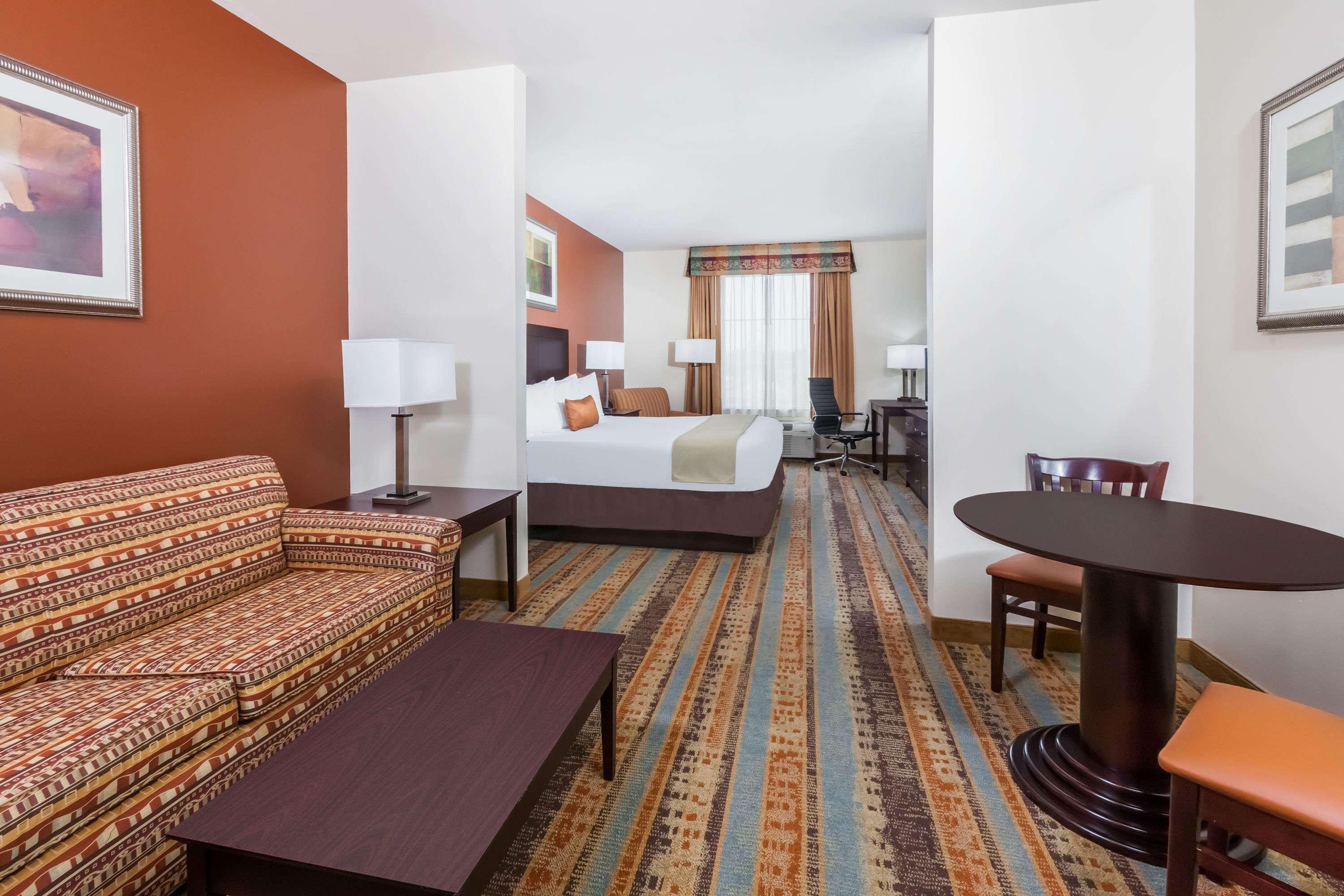 Hotel Baymont By Wyndham Henderson Esterno foto