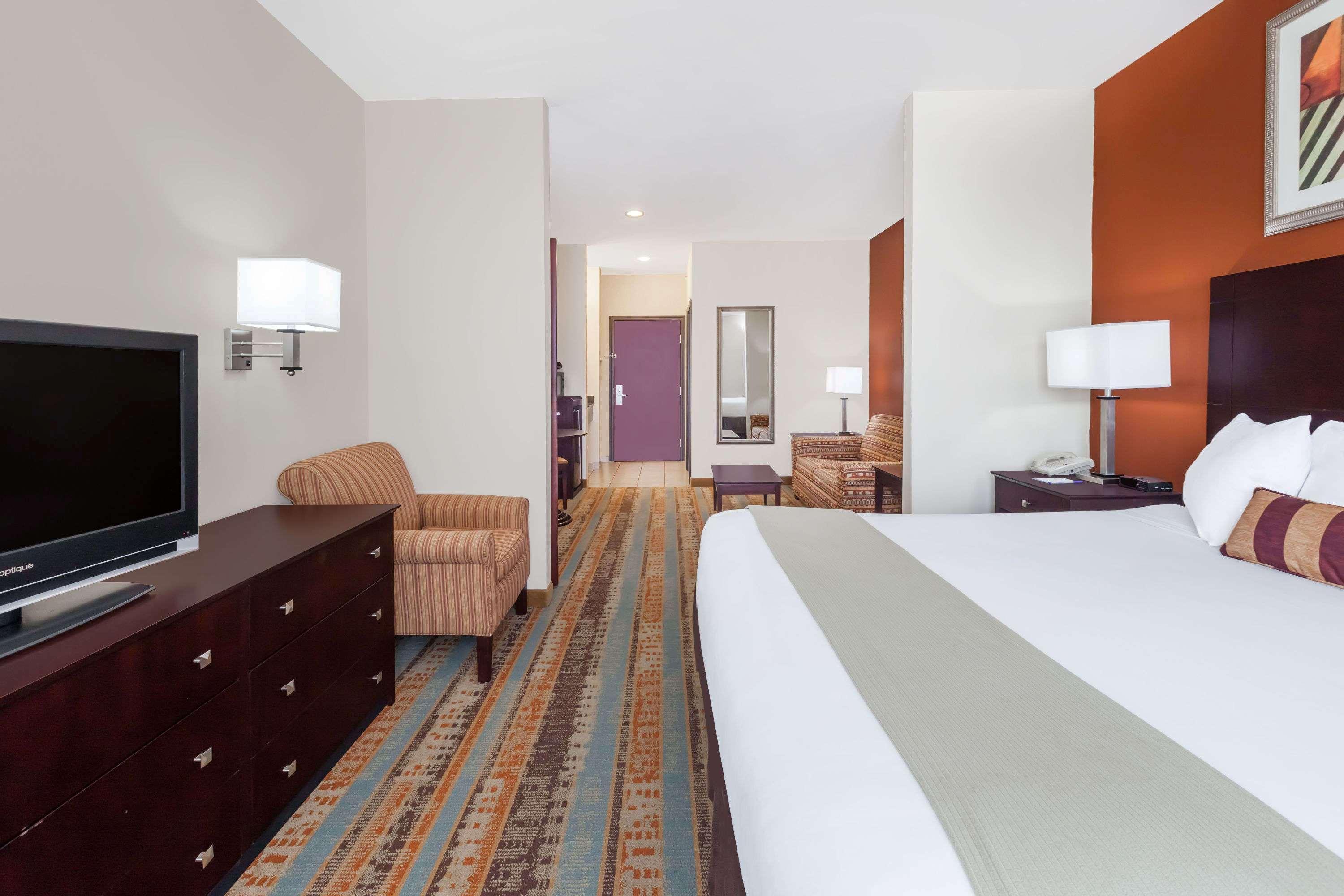 Hotel Baymont By Wyndham Henderson Esterno foto